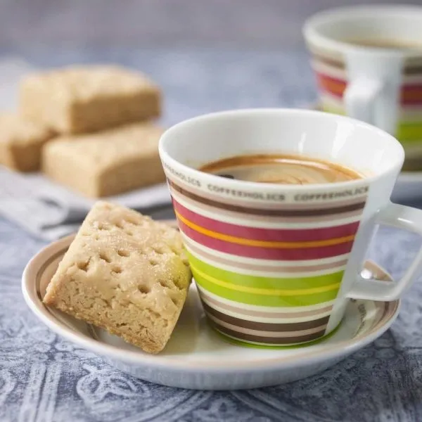 shortbread and coffee